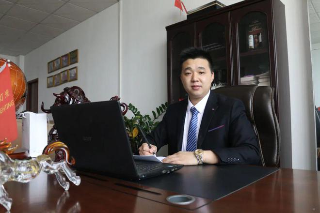 专访雷特灯光创始人毛玉文：以产品为基凭口碑致远