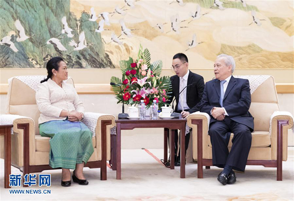 、王钦敏分别会见柬埔寨参议院第八委员会主席棉森安